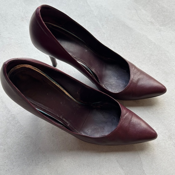 Stuart Weitzman Burgundy Stilleto Size 6 - Picture 3 of 6
